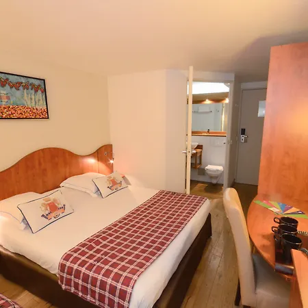Greenhotels Roissy Parc Des Expositions 3*