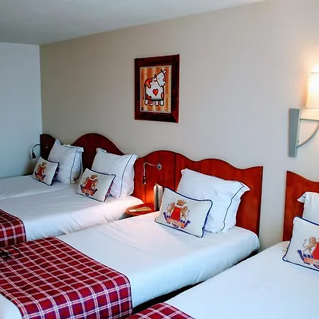 Hotel Greenhotels Roissy Parc Des Expositions 3*