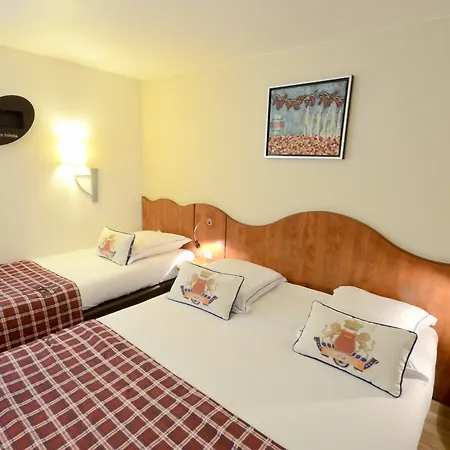 Hotel Greenhotels Roissy Parc Des Expositions 3*